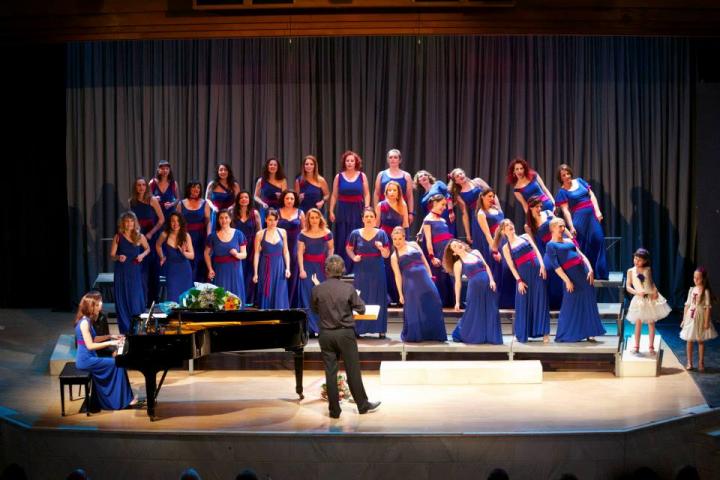 InDONNAtion Female Choir